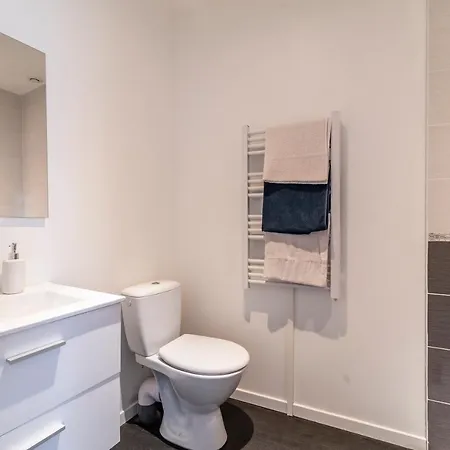 Independant Apartment *